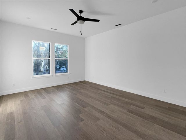 1822 E Fiji Street, Fayetteville, AR 72701