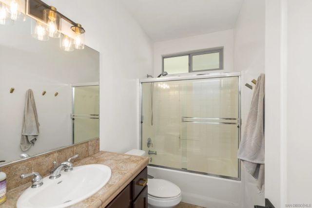 12312 Sunbrite Ln, Lakeside, CA 92040
