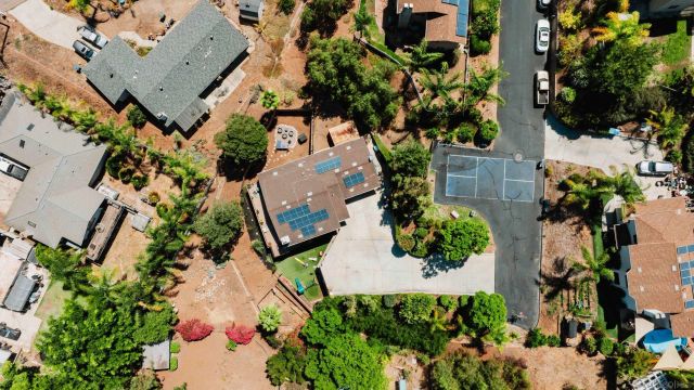 12312 Sunbrite Ln, Lakeside, CA 92040