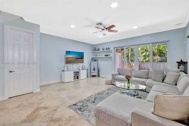 853 SW 11th Court, Fort Lauderdale, FL 33315