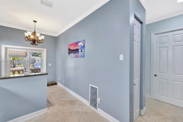 853 SW 11th Court, Fort Lauderdale, FL 33315