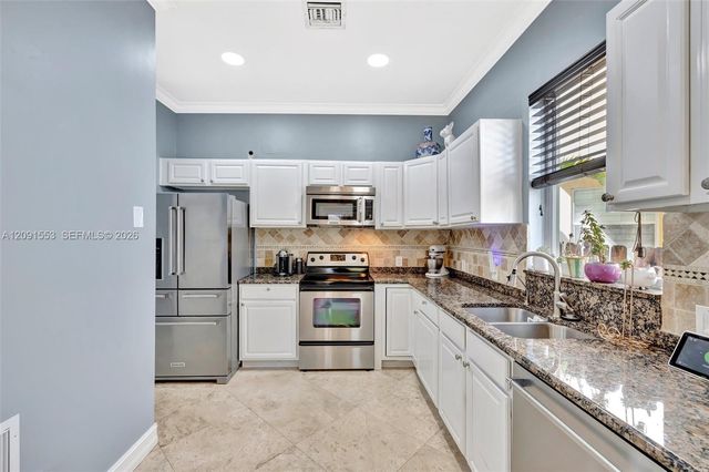 853 SW 11th Court, Fort Lauderdale, FL 33315