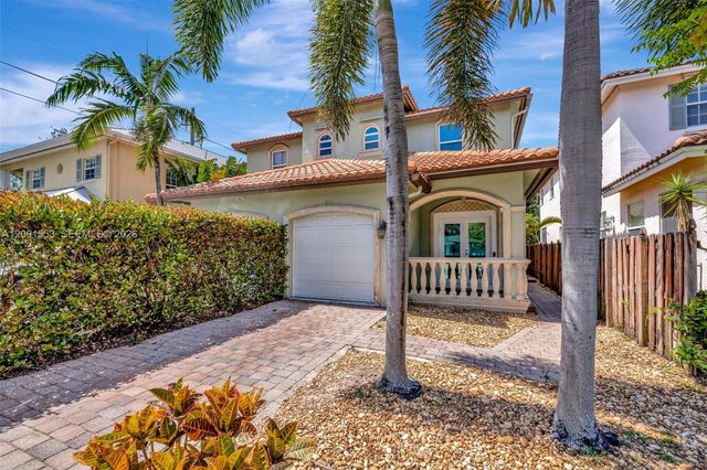 853 SW 11th Court, Fort Lauderdale, FL 33315
