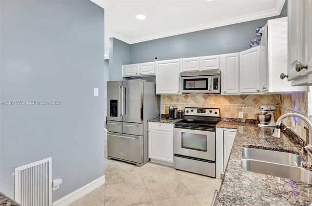 853 SW 11th Court, Fort Lauderdale, FL 33315