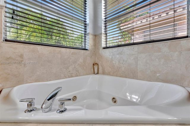 853 SW 11th Court, Fort Lauderdale, FL 33315