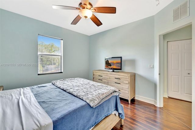 853 SW 11th Court, Fort Lauderdale, FL 33315