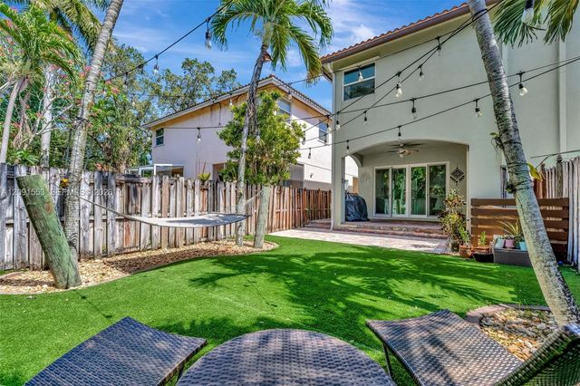 853 SW 11th Court, Fort Lauderdale, FL 33315