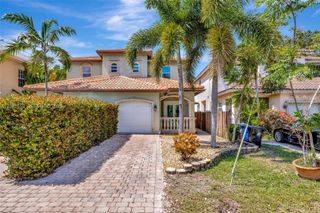 853 SW 11th Court, Fort Lauderdale, FL 33315
