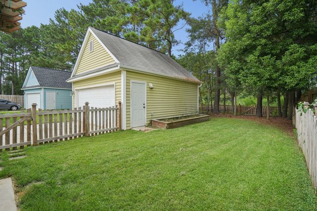 7434 Northgate Drive, Hanahan, SC 29410