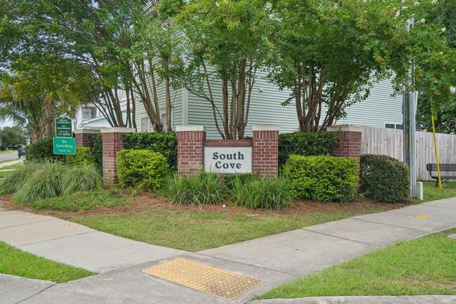 7434 Northgate Drive, Hanahan, SC 29410