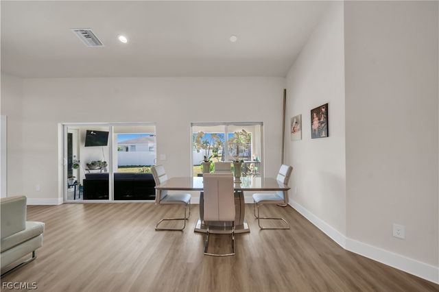 4610 SW 9th PL, Cape Coral, FL 33914