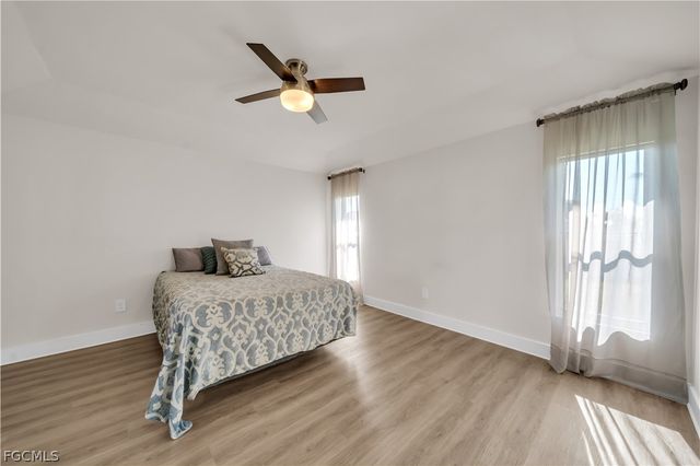 4610 SW 9th PL, Cape Coral, FL 33914