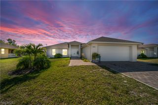 4610 SW 9th PL, Cape Coral, FL 33914