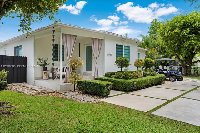 5785 SW 46th Terrace, Miami, FL 33155