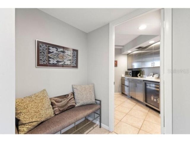 1111 N GULFSTREAM AVENUE 5B, Sarasota, FL 34236