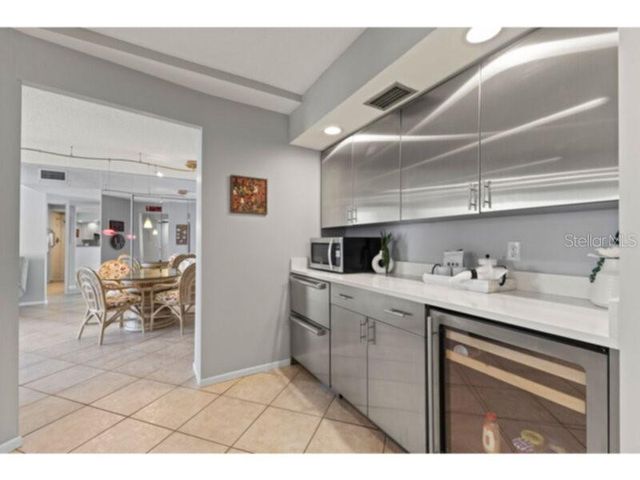 1111 N GULFSTREAM AVENUE 5B, Sarasota, FL 34236