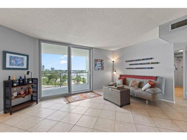 1111 N GULFSTREAM AVENUE 5B, Sarasota, FL 34236