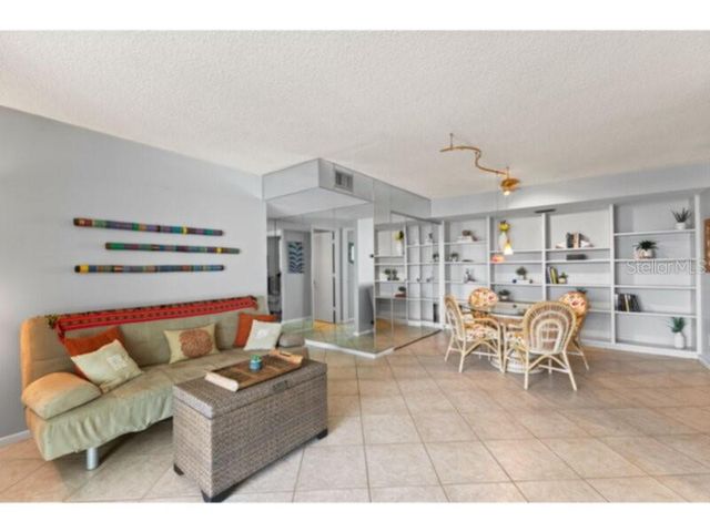 1111 N GULFSTREAM AVENUE 5B, Sarasota, FL 34236