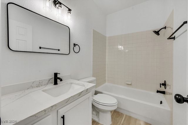 10532 White Heath Court, Las Vegas, NV 89144