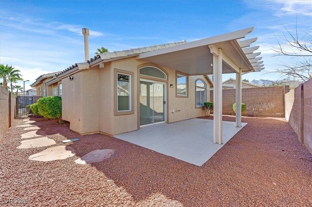 10532 White Heath Court, Las Vegas, NV 89144