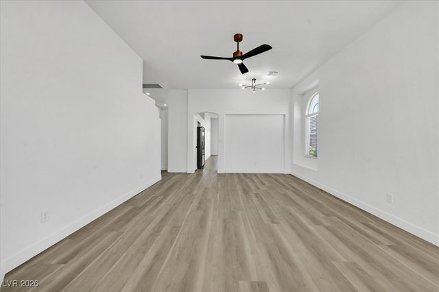 10532 White Heath Court, Las Vegas, NV 89144