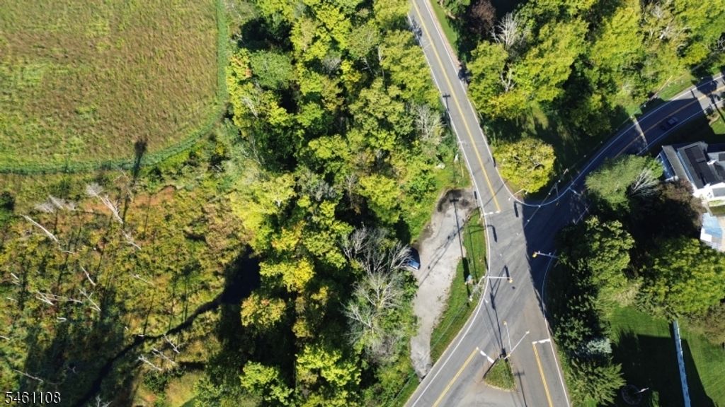 106 County Road 519, Hampton Twp., NJ 07860 — exterior