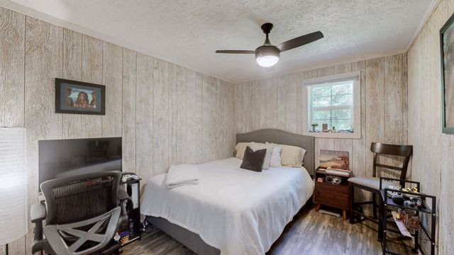 317 McDuff Ln, Camden, TN 38320