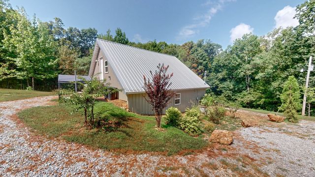 317 McDuff Ln, Camden, TN 38320