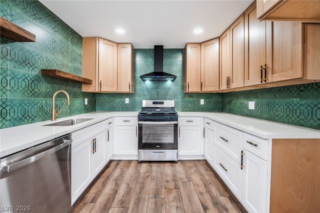 2201 East Piper Avenue, North Las Vegas, NV 89030