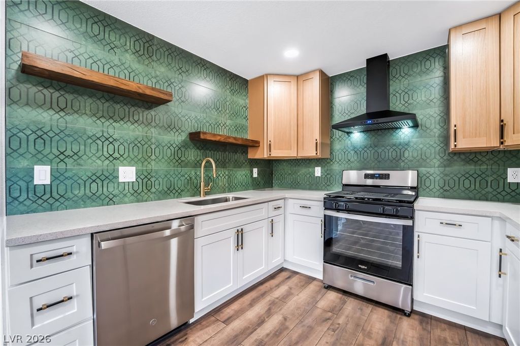 2201 East Piper Avenue, North Las Vegas, NV 89030