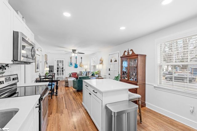 15 Essex Court, Greenville, SC 29609