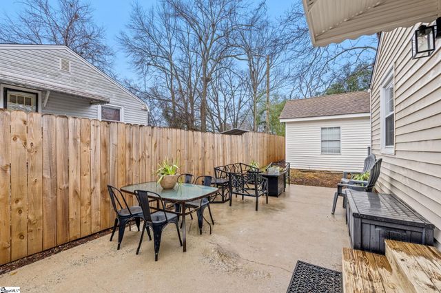 15 Essex Court, Greenville, SC 29609