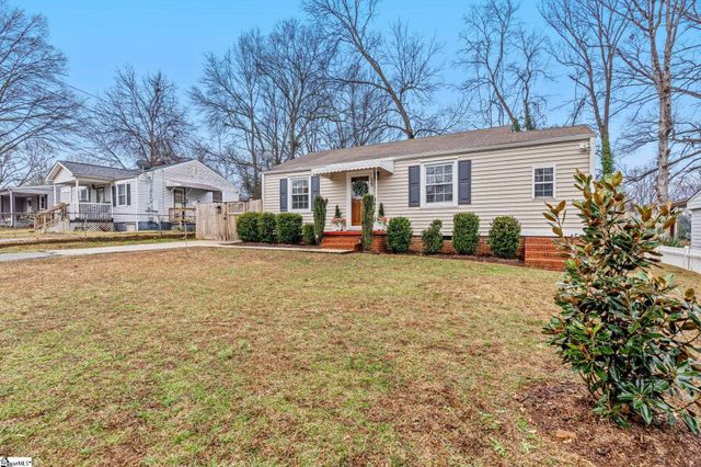 15 Essex Court, Greenville, SC 29609