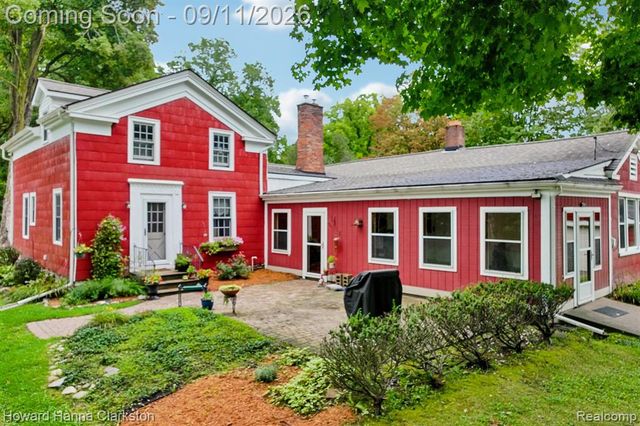 8301 Foster Road, Clarkston, MI 48346