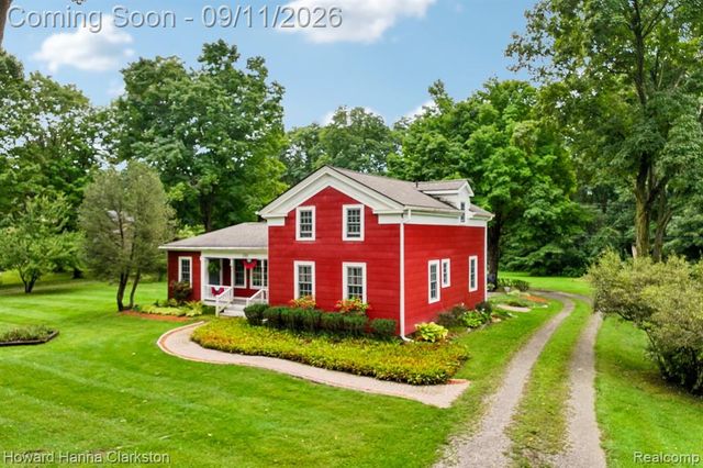8301 Foster Road, Clarkston, MI 48346