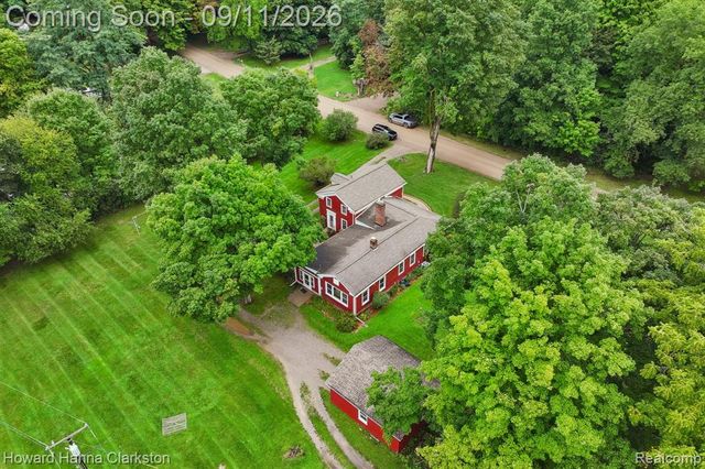 8301 Foster Road, Clarkston, MI 48346
