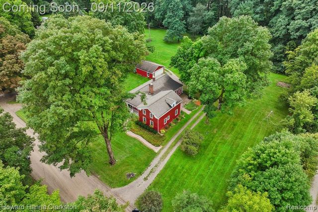 8301 Foster Road, Clarkston, MI 48346