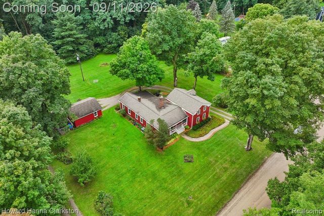 8301 Foster Road, Clarkston, MI 48346