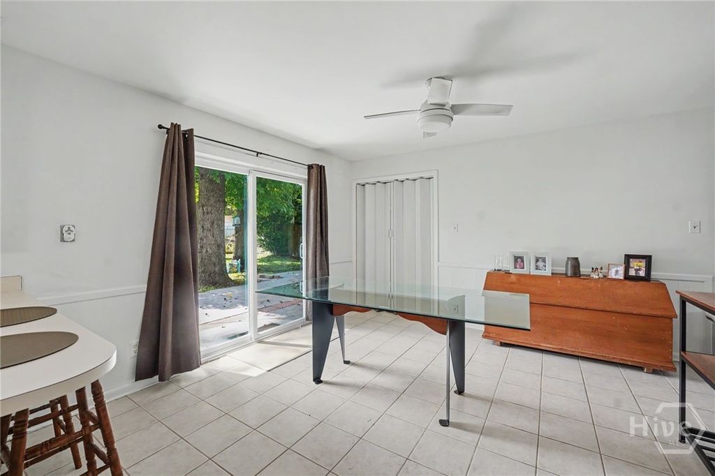 Image 17 of property listing at 9231 Garland Drive, Savannah, GA 31406