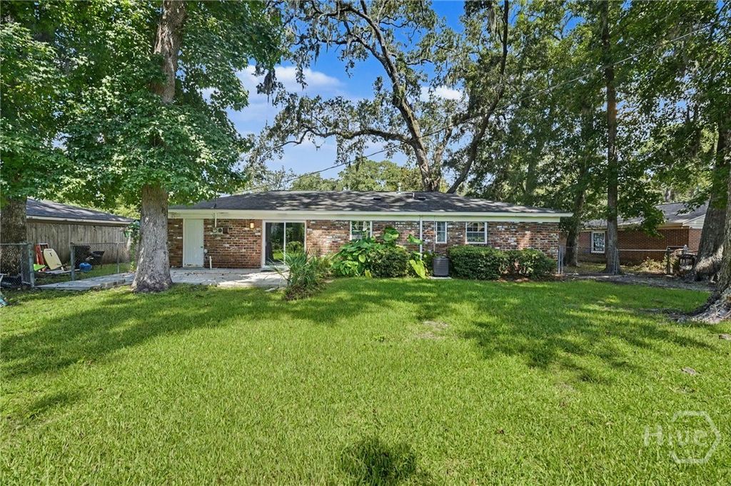 Image 27 of property listing at 9231 Garland Drive, Savannah, GA 31406