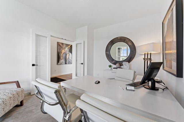 8887 Binder Way, Woodbury, MN 55129