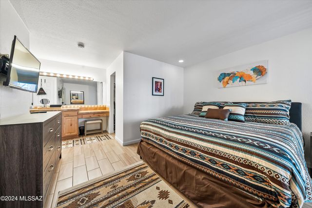 6445 N Tierra de las Catalinas Apt 61, Tucson, AZ 85718