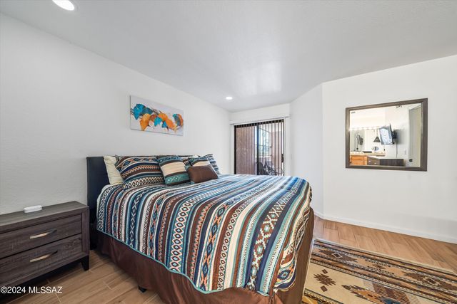 6445 N Tierra de las Catalinas Apt 61, Tucson, AZ 85718