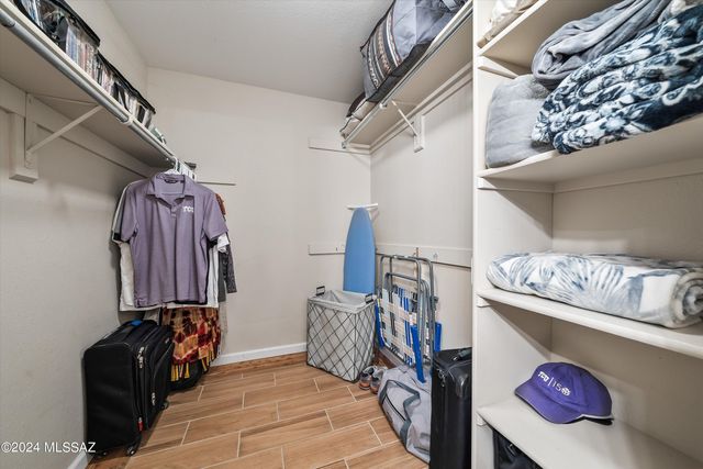 6445 N Tierra de las Catalinas Apt 61, Tucson, AZ 85718