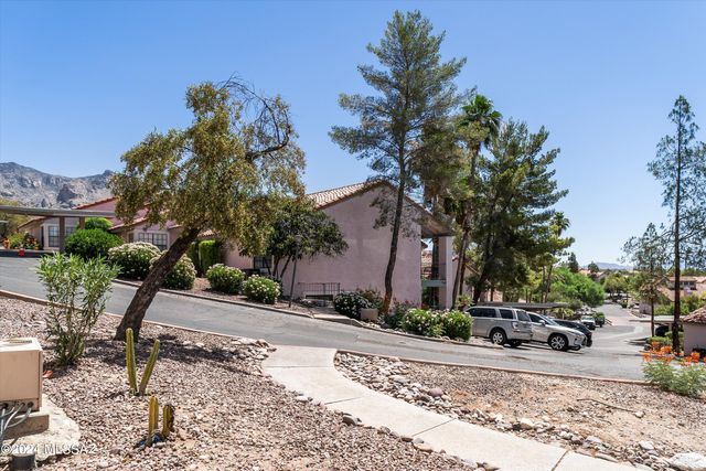 6445 N Tierra de las Catalinas Apt 61, Tucson, AZ 85718