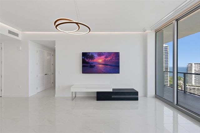 400 CENTRAL AVENUE 2903, St Petersburg, FL 33701