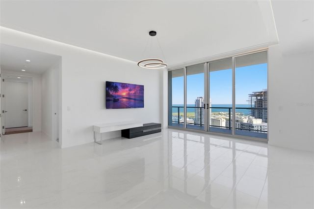 400 CENTRAL AVENUE 2903, St Petersburg, FL 33701