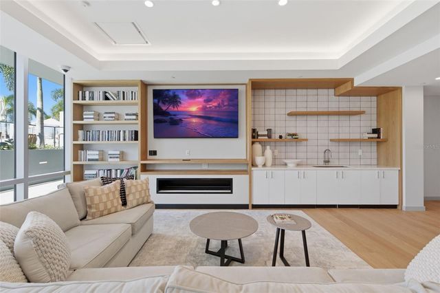 400 CENTRAL AVENUE 2903, St Petersburg, FL 33701