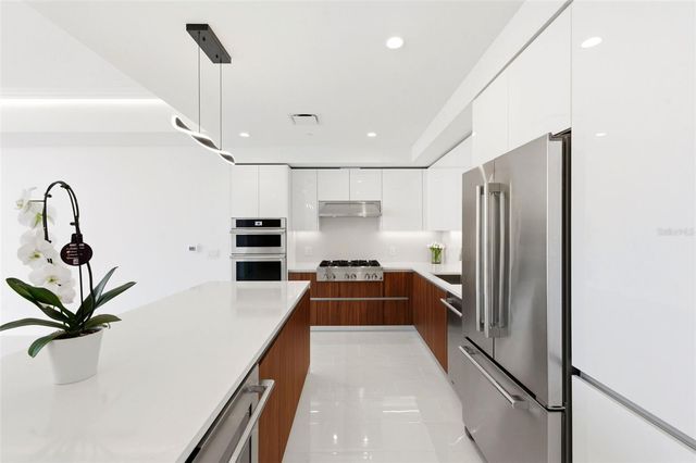 400 CENTRAL AVENUE 2903, St Petersburg, FL 33701