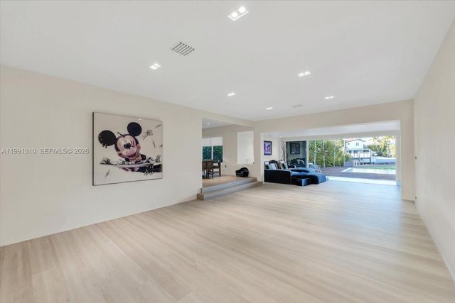 1277 Biscaya Dr, Surfside, FL 33154